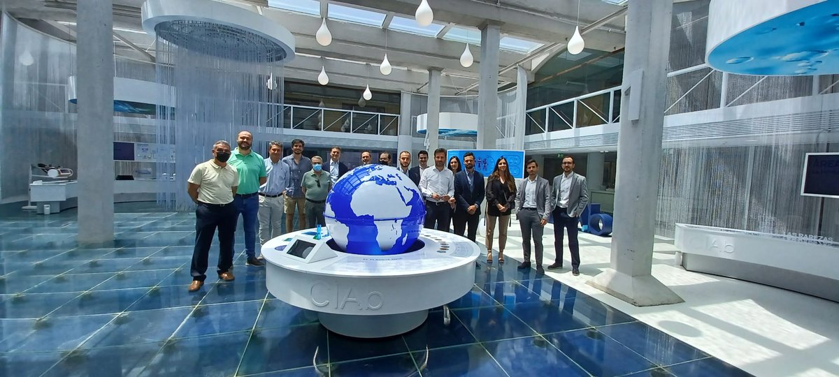 AguasdeAlbacete's tweet photo. #Aprendizajes #colaboraciones 
¡Gracias a la delegación del Colegio de Ingenieros de Caminos de C-LM que nos visitaba en el #CIAb, dentro de la agenda de actos programada con motivo de su patrón #SantoDomingoDeLaCalzada! ¡Una visita realmente enriquecedora! 
@Colegiocaminos https://t.co/4qaQQnMAHL