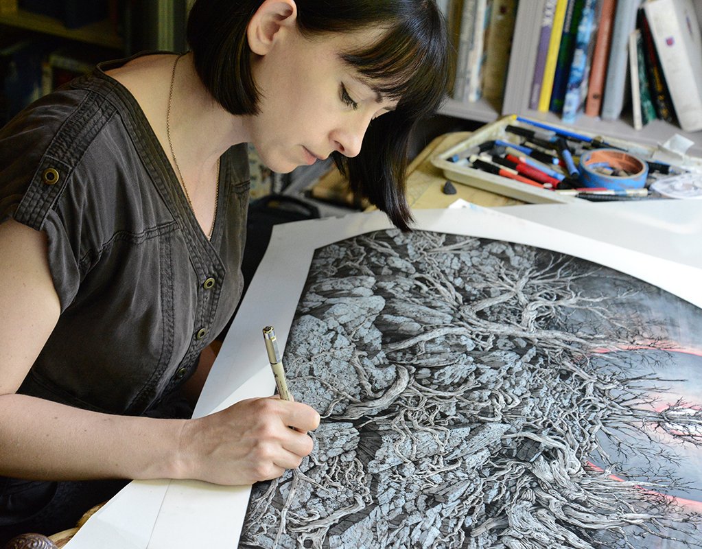 RachaelPeaseArt's tweet photo. I’ve never done an introduction, so figured it was about time. 

Hello! Artist here whose current body of work focuses upon the Ancient Bristlecone Pine Forest in the Eastern Sierras of California. 

Memory and the turning of time are all themes within my work. 

Thread👇 https://t.co/FVz55KgdnS