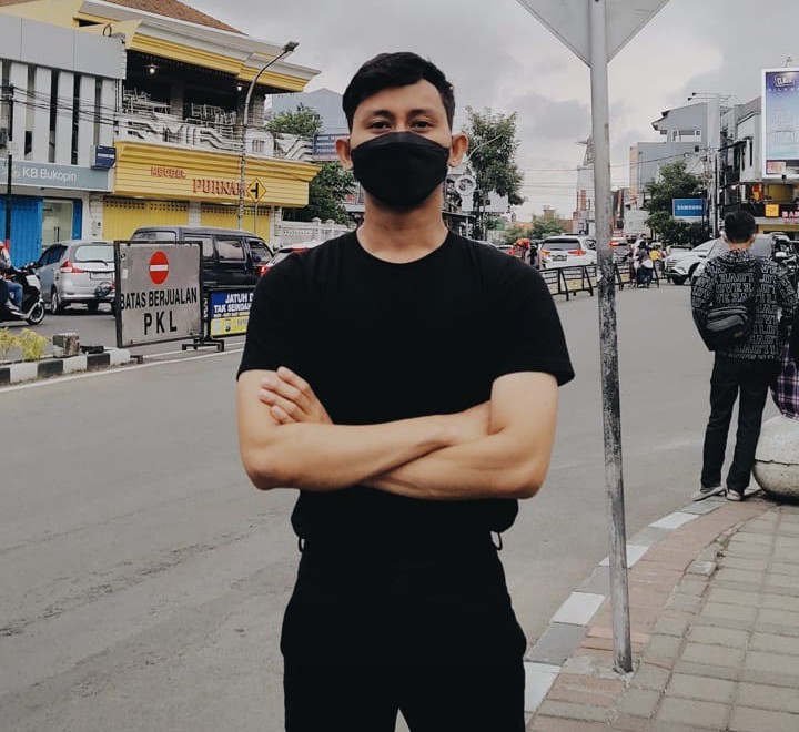 Dikontolin_'s tweet photo. Bosen nih https://t.co/cFx9cKDK06