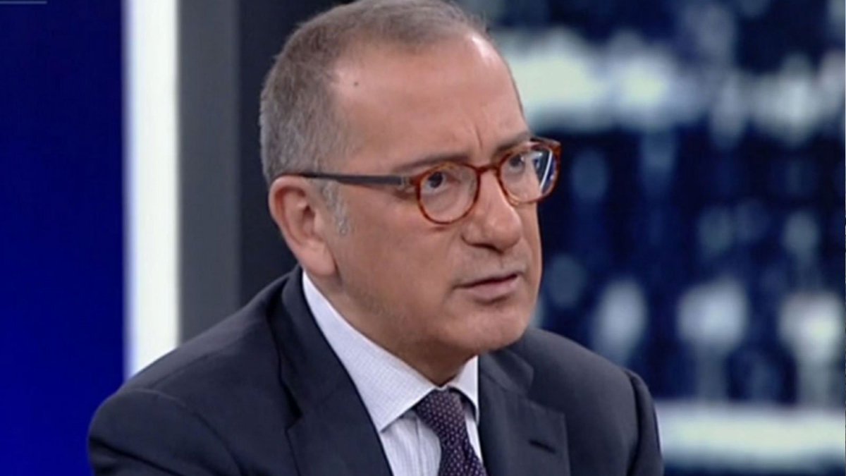 bpthaber's tweet photo. Fatih Altaylı:

"Yanlış adayla gidilecek bir seçimin kaybedilmesi halinde CHP diye bir parti kalmayacaktır. Bu seçim genel merkez hatasından kaynaklanan bir nedenle kaybedilirse, emin olun CHP seçmeni CHP binasını yerle bir eder. Altında sadece siz kalmazsınız." https://t.co/4hPsR5raE4