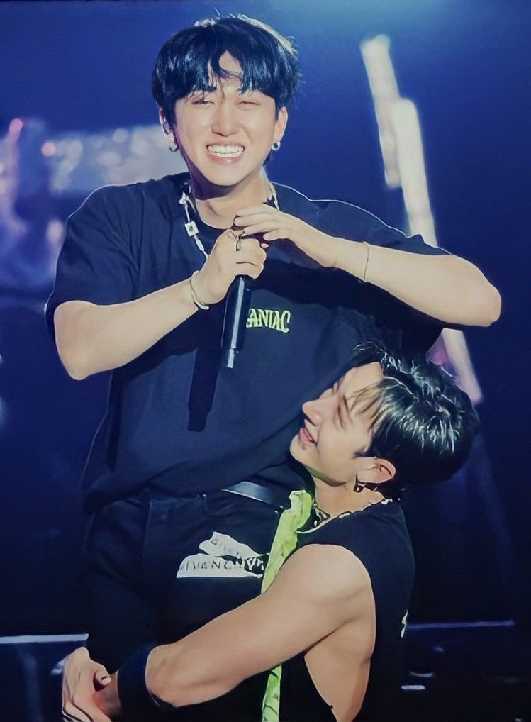 dxxdkd's tweet photo. everyone stop and look at changbin’s beautiful smile https://t.co/Kakkcp08O2