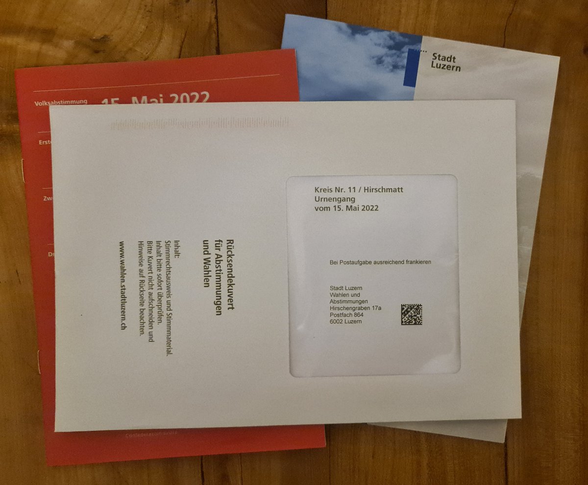 stadtluzern's tweet photo. Die Stadt hat die gesetzlichen Grundlagen geschaffen, damit ab 2023 zum ersten Mal portofrei abgestimmt werden kann. Damit soll sich die #Stimmbeteiligung erhöhen. Zur Mitteilung: https://t.co/qsMRsdRtGs
(Foto: Abstimmungscouvert vom Mai 2022) https://t.co/afMV26ckha
