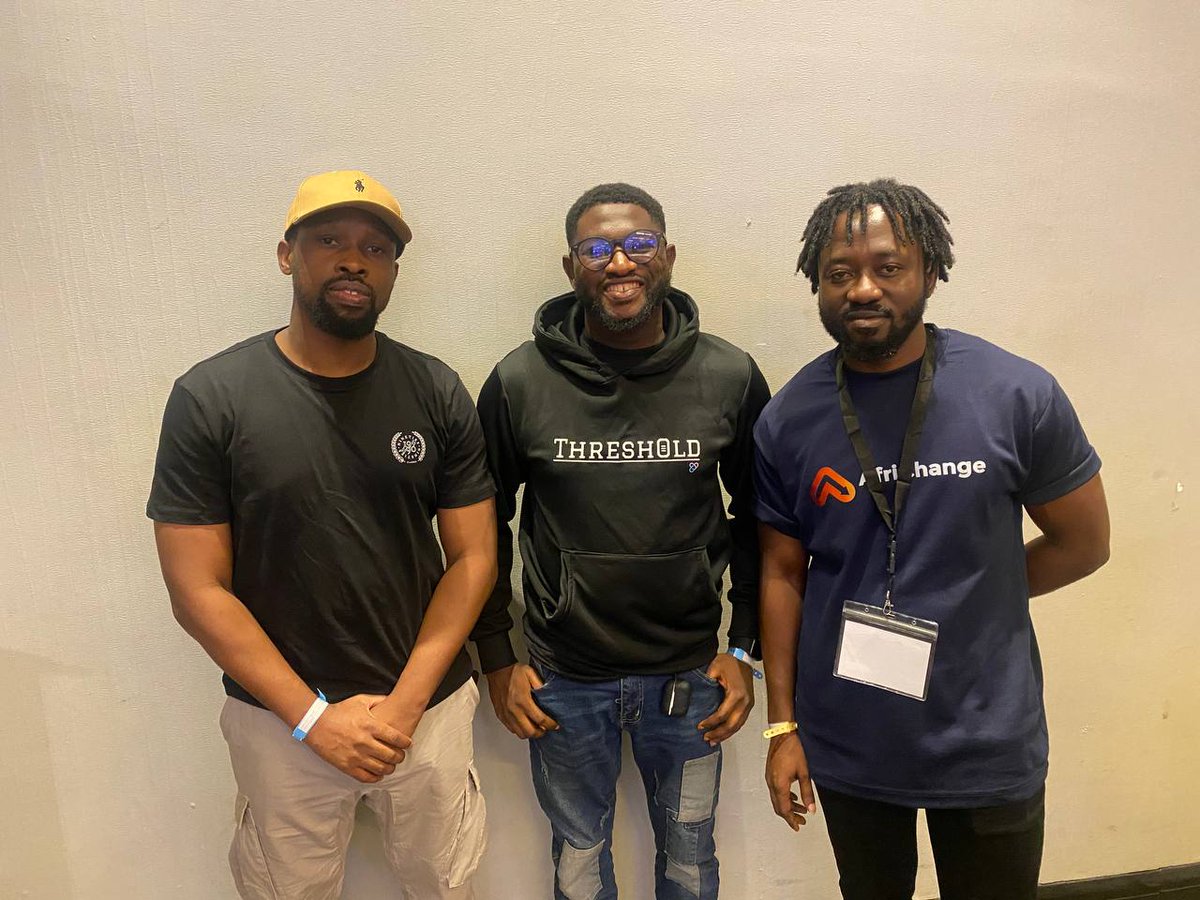 THRESH0LD_'s tweet photo. At #TAB22 by @Techpointdotng, We also met with some of the team members of one of our partner companies-
@NairaEx: @tunjiobaoye, SPO & @Reonbs, CTO.
#Bitcoin #Blockchain #Crypto #digitalassets #Exchange https://t.co/IUllEmbZFt