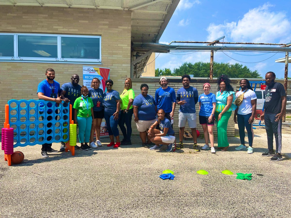 LaToyaW74380390's tweet photo. Major Shout out to @forge4families for hosting Friday’s Fun-“Field Day!” #FieldFestFriday @Cullen_Bobcats @cishouston @HISD_Wraparound @YatesFeeder @HISD_ProjectEx https://t.co/yrYUtQvoXw