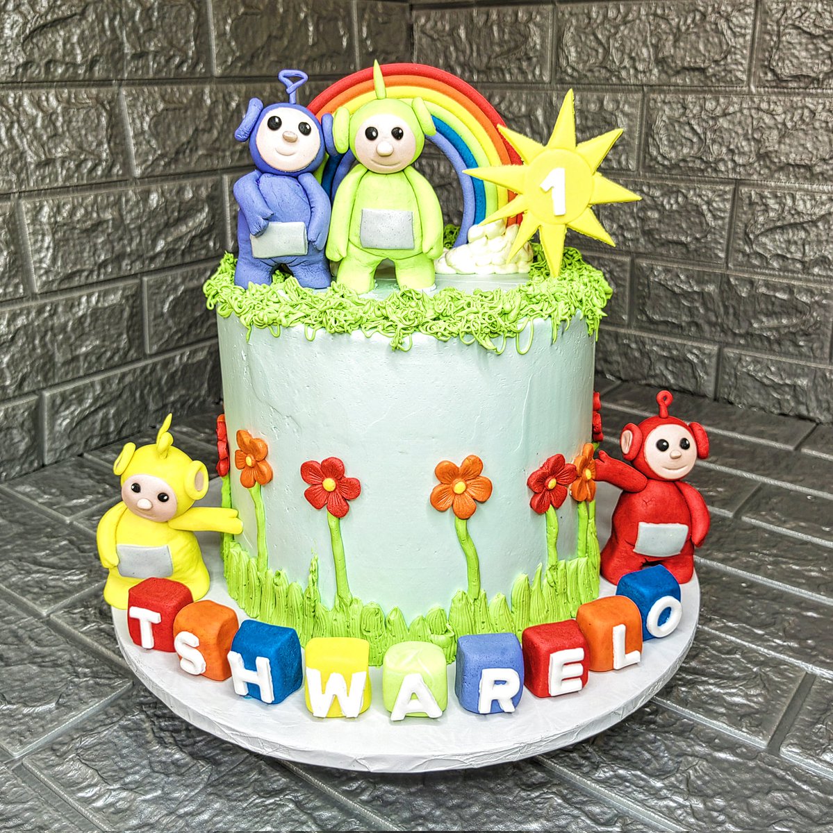 lapearlsconfec's tweet photo. Teletubbies Cake I
Delivered @ Centurion, Pretoria
#teletubbies #teletubbiescake #centurion #lapearlsconfec #floatingpanda https://t.co/9a8PuNMeTE
