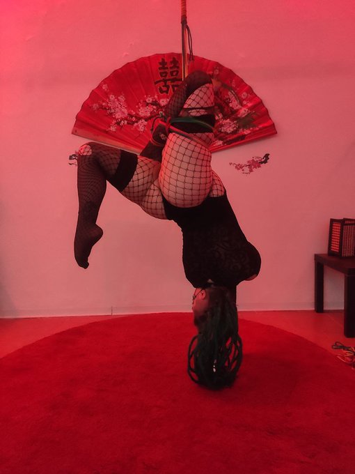 Bunny me&nbsp; Location&nbsp;@funlabtorino&nbsp;@legami_schooltorino #shibarirope&nbsp;#shibaritraining&nbsp;#shibarilove&nbsp;#kinbaku&nbsp;#shibari&nbsp;#ropebunny&nbsp;#ropes&nbsp;#suspenders&nbsp;#sospendere&nbsp;#corde&nbsp;#kinbakuart&nbsp;#ropemodel&nbsp;#legami&nbsp;#legature&nbsp;#tiedup&nbsp;#tied&nbsp;#shibaribondage&nbsp;#ropesandknots&nbsp;#legare<a class="tags" target="_blank" title="On Twitter" href="/?out=eyJ0eXAiOiJKV1QiLCJhbGciOiJIUzUxMiJ9.eyJpYXQiOjE3MjQ5MDcxNjQsImlzcyI6InR3cG9ybnN0YXJzLmNvbSIsIm5iZiI6MTcyNDkwNzE2NCwiZXhwIjoxNzU2NDQzMTY0LCJyZWRpcmVjdF91cmwiOiJodHRwczovL3R3aXR0ZXIuY29tL2Z1bmxhYnRvcmlubyJ9.5MvL6OSXjHvX_jnmu5po20GuA6eF4cA5JcwaiG8fHWRDjpZxeYDNg9M-PhWImZNs0c2jtWeoDrDkhnNCyY52Ug">@funlabtorino</a><a class="tags" target="_blank" title="On Twitter" href="/?out=eyJ0eXAiOiJKV1QiLCJhbGciOiJIUzUxMiJ9.eyJpYXQiOjE3MjQ5MDcxNjQsImlzcyI6InR3cG9ybnN0YXJzLmNvbSIsIm5iZiI6MTcyNDkwNzE2NCwiZXhwIjoxNzU2NDQzMTY0LCJyZWRpcmVjdF91cmwiOiJodHRwczovL3R3aXR0ZXIuY29tL2xlZ2FtaV9zY2hvb2x0b3Jpbm8ifQ.Sj4kl9170myjZ6GqlloTCC9HcWHWAWCI2rnVf7MTFZOkO9izmNhdVajuiTduu8WMf9XeW3gJELkCTaq_hTa0Kg">@legami_schooltorino</a><a href="/tag/shibarirope"class="tags">#shibarirope</a><a href="/tag/shibaritraining"class="tags">#shibaritraining</a><a href="/tag/shibarilove"class="tags">#shibarilove</a><a href="/tag/kinbaku"class="tags">#kinbaku</a><a href="/tag/shibari"class="tags">#shibari</a><a href="/tag/ropebunny"class="tags">#ropebunny</a><a href="/tag/ropes"class="tags">#ropes</a><a href="/tag/suspenders"class="tags">#suspenders</a><a href="/tag/sospendere"class="tags">#sospendere</a><a href="/tag/corde"class="tags">#corde</a><a href="/tag/kinbakuart"class="tags">#kinbakuart</a><a href="/tag/ropemodel"class="tags">#ropemodel</a><a href="/tag/legami"class="tags">#legami</a><a href="/tag/legature"class="tags">#legature</a><a href="/tag/tiedup"class="tags">#tiedup</a><a href="/tag/tied"class="tags">#tied</a><a href="/tag/shibaribondage"class="tags">#shibaribondage</a><a href="/tag/ropesandknots"class="tags">#ropesandknots</a><a href="/tag/legare"class="tags">#legare</a>