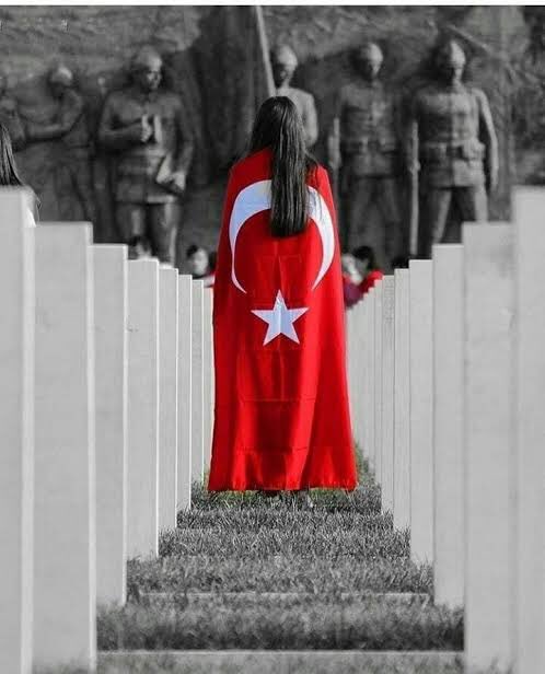 Türkün düşmanı bitmez ama bizdeki iman ve mücadele azmi de tükenmez. 
Gökyüzünde de ordusu olan bir milletiz.
