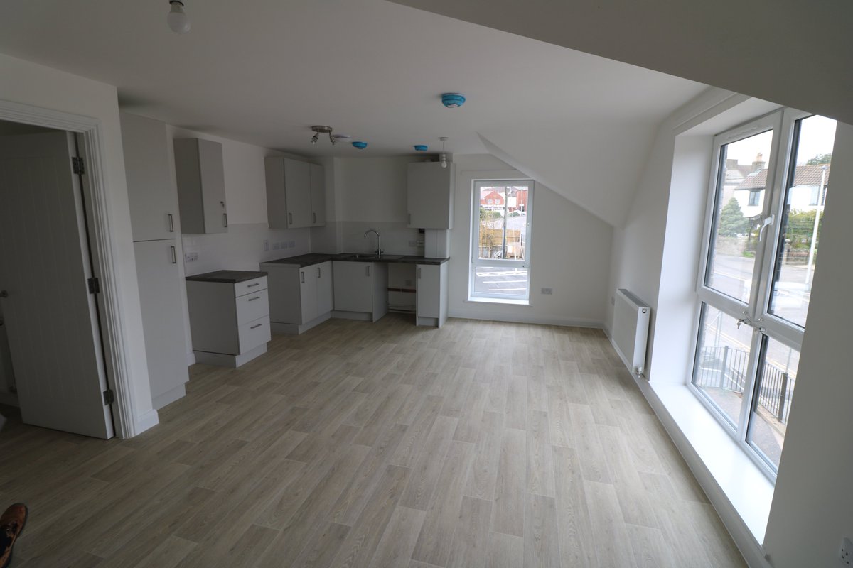 mandsltd's tweet photo. Eight apartments now completed at West Hill, Portishead for our clients @Alliance_Homes working with @nomaarchitects and Frank Timothy Associates. We hope the new residents have many happy years enjoying their new homes!  #buildingwithvision #creatingquality #BeTheBest https://t.co/rKsUTCTPuV