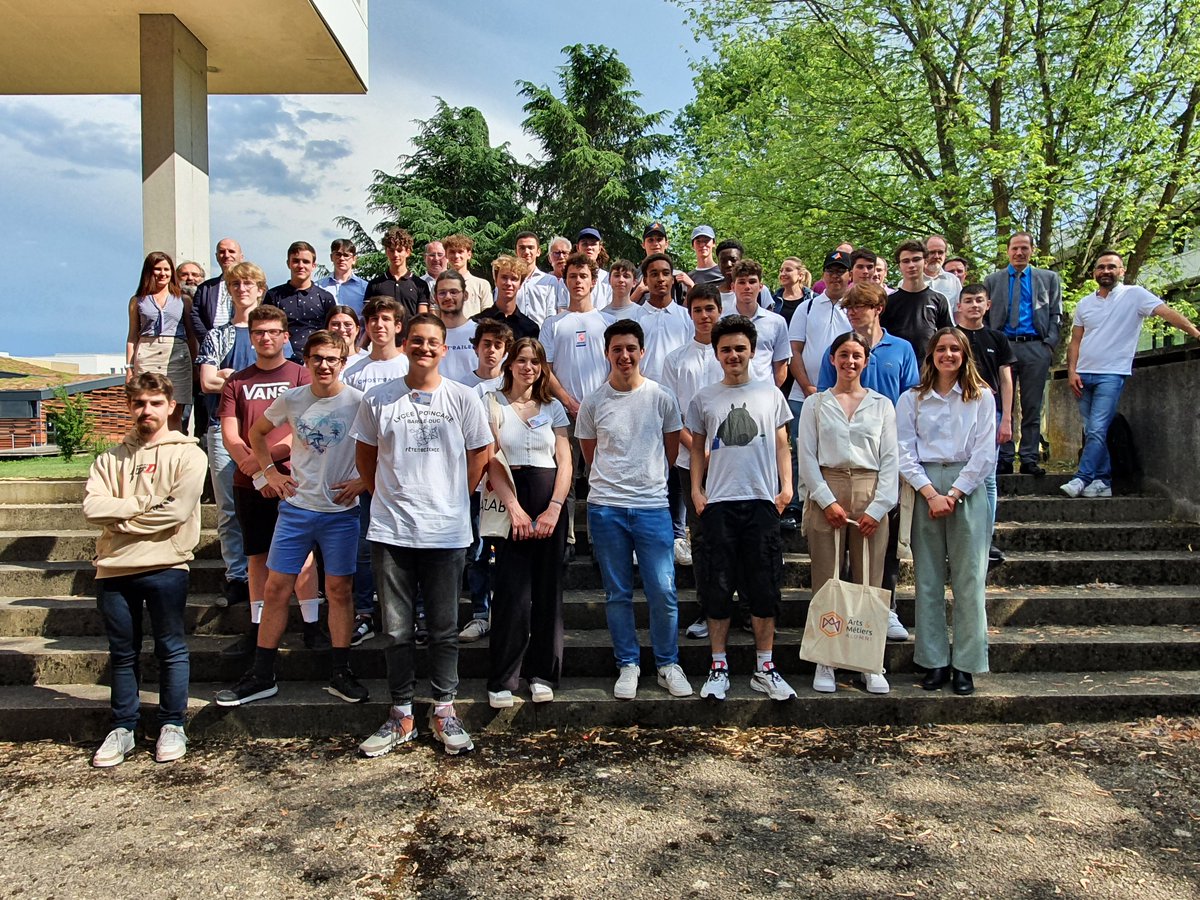 ArtsetMetiers_'s tweet image. Le campus Arts et Métiers de #Metz a accueilli la finale académique des Olympiades des Sciences de l’Ingénieur.
👉 Une dizaine d’équipes ont présenté leur projet devant un jury.
👏 Bravo aux participantes et aux équipes qui participeront à la finale nationale !
#OSI2022