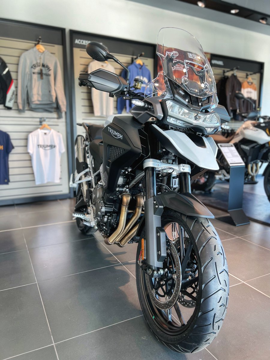 Sempre più vicini a tutti voi, con la massima dedizione e professionalità: da questa idea, nasce la nuova Triumph Viterbo. I nuovi showroom vi aspettano sulla statale Cassia Nord al km 85 a Viterbo. For the Ride!