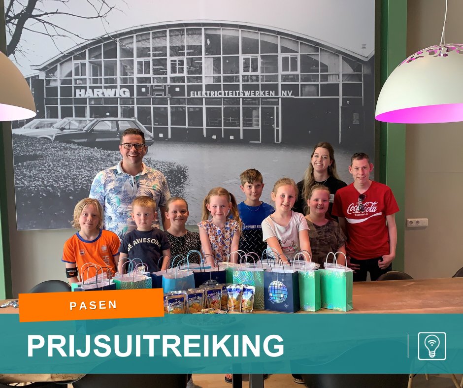 𝗣𝗥𝗜𝗝𝗦𝗨𝗜𝗧𝗥𝗘𝗜𝗞𝗜𝗡𝗚| Vorige week woensdag heeft de prijsuitreiking van de tekenwedstrijd van Pasen plaatsgevonden. Alle kinderen hebben een magische lamp cadeau gekregen. Met dit bouwpakket leren de kinderen om te gaan met een technische handleiding en gereedschap. 💪
