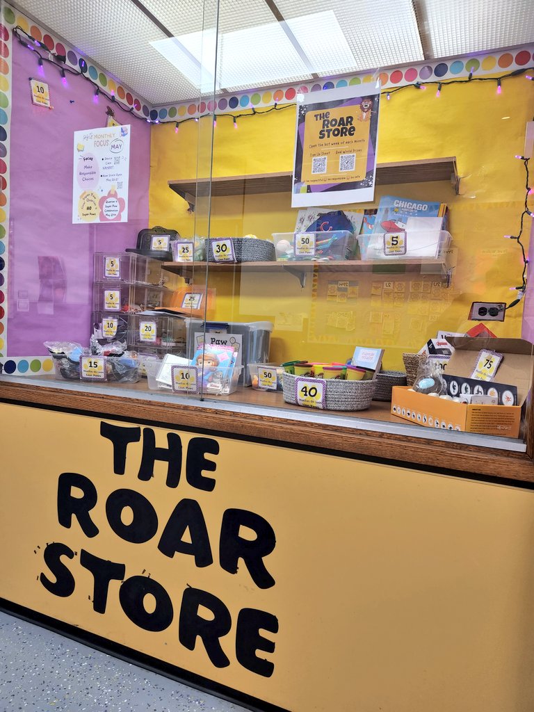 KomenskyPBIS's tweet photo. Stop by the Roar Store and trade in your Paws for some fabulous prizes ππΎπ¦π£ @KomenskyLions #RoarStore #PBIS #KomenskyMatters #OrgulloLeonesKomensky https://t.co/pxp0czZCf2