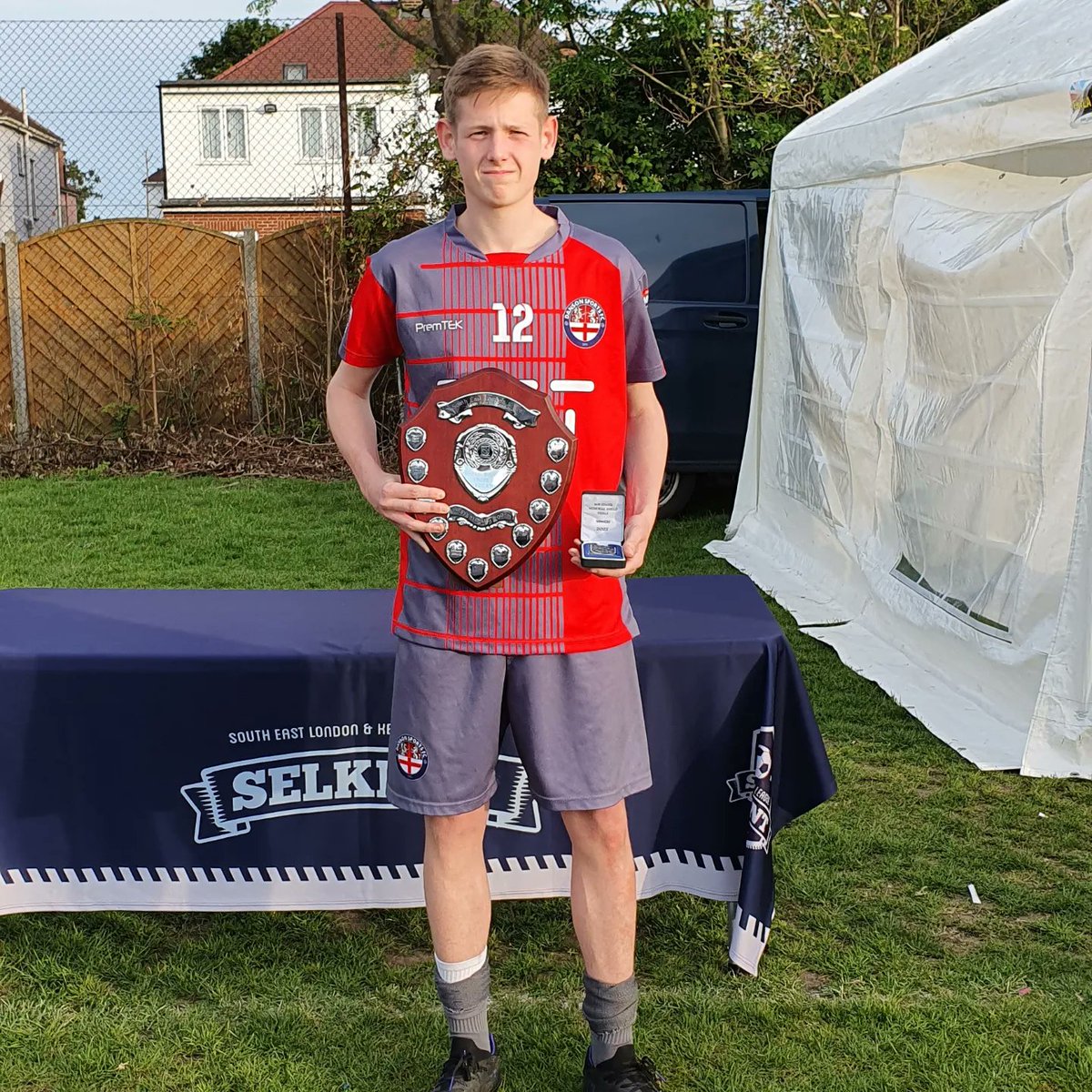 StaceM1's tweet photo. U17 sheild winners 🎉⚽️ so proud #DansonSports https://t.co/tqGt5wjAe7