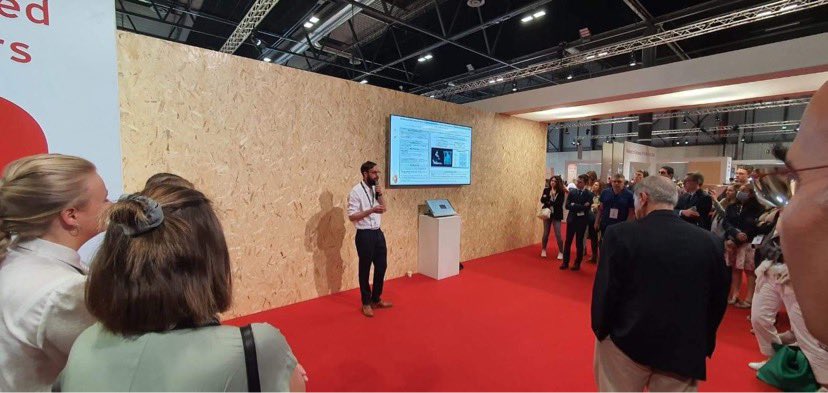 RigsHeart 🫀🚨 (@rigsheart) on Twitter photo 📣📣<a href="/OscarWestin/">Oscar Westin</a> at <a href="/escardio/">European Society of Cardiology</a> #HeartFailure2022👏👏 presenting his results on screening for cardiac #amyloidosis🫀 after surgery😷 for bilateral carpal tunnel syndrome✋🤚and the prevalence of early stage wild type transthyretin #amyloidosis‼️<a href="/FinnGustafsson/">Finn Gustafsson</a> #RigsHeart🚨🚨 📣📣<a href="/OscarWestin/">Oscar Westin</a> at <a href="/escardio/">European Society of Cardiology</a> #HeartFailure2022👏👏 presenting his results on screening for cardiac #amyloidosis🫀 after surgery😷 for bilateral carpal tunnel syndrome✋🤚and the prevalence of early stage wild type transthyretin #amyloidosis‼️<a href="/FinnGustafsson/">Finn Gustafsson</a> #RigsHeart🚨🚨