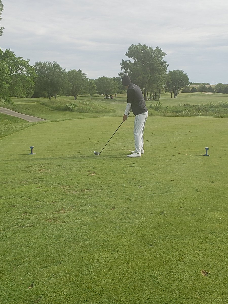 oriole_golf's tweet photo. All the boys are on the course at Sand Creek! We looove state golf. https://t.co/W8OIb2gwlR