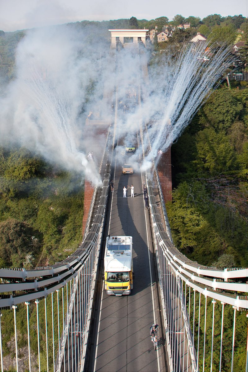 Clifton Suspension Bridge tweet media