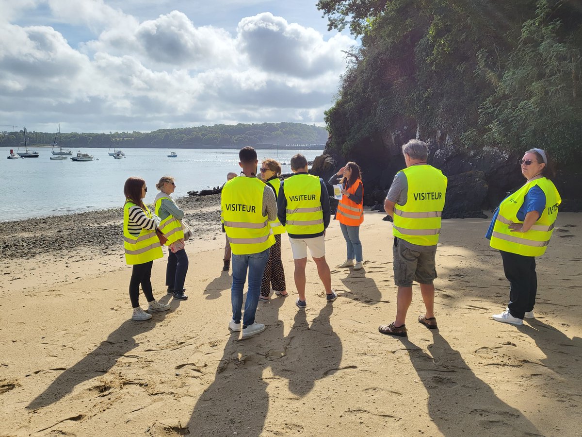 EDF_Bretagne's tweet photo. 🙏 Merci aux ❷❼⓿ visiteurs dont 140 scolaires qui ont participé aux visites guidées proposées par l'#UsineMaremotrice_Rance pour découvrir la richesse de la #biodiversité de l'estran. 🐟🌷☘
#FetedelaNature #EDFHydro https://t.co/lC8TtUaflC