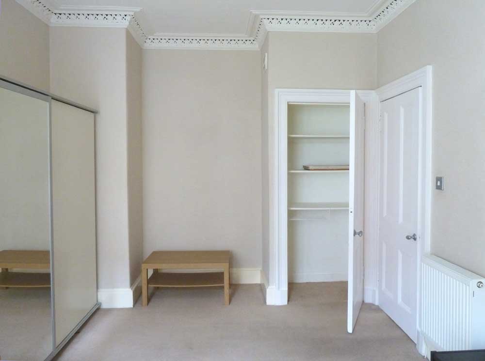 EdinFlatfinder's tweet photo. Lovely quiet 2 bed flat to let. Glen Street, Lauriston/Meadows/Tollcross. Avail June 2022 for Students or professionals. £1150 /month + bills. Apply to view from 6 June. More: https://t.co/HMobEELyoz
#FlatToLet #edinburgh #FlatRental #FlatToRent #Meadows #Tollcross #Lauriston https://t.co/M6bXh2DcPt
