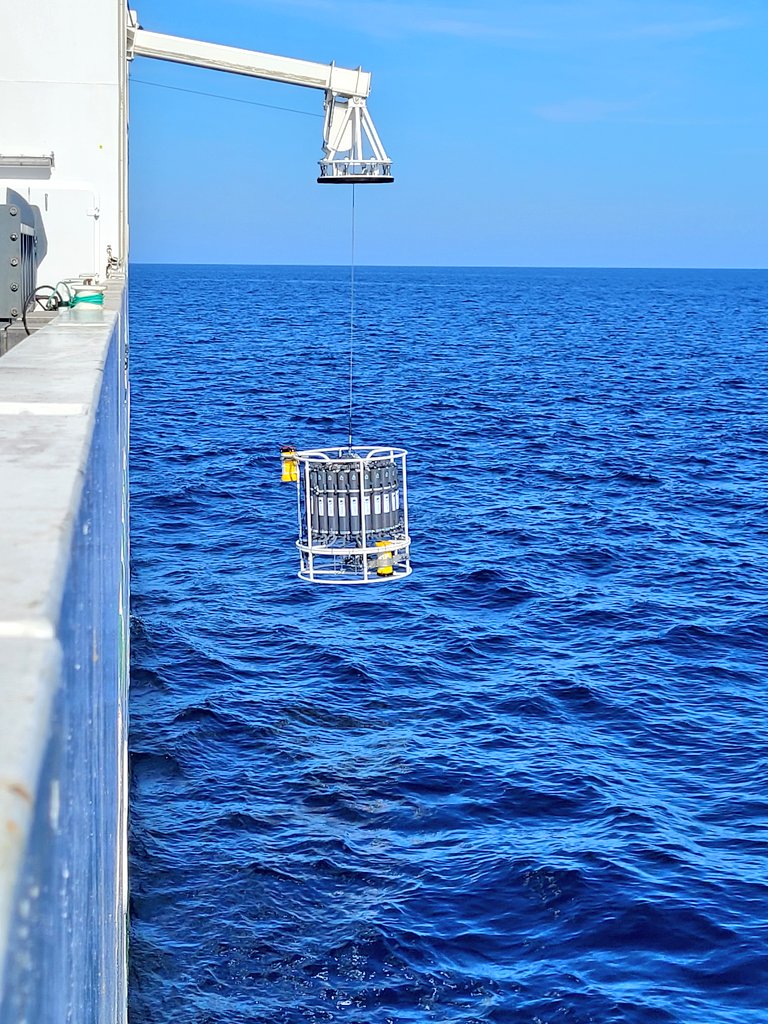 AbedHassoun's tweet photo. It's not the #CTDAppreciationDay, BUT come on, every day in the sea is a CTD appreciation day! It's as if we are waiting a treasure coming up from the deep when the rosette is up (without any leakage for sure!)

#TalPro2022
#RVBelgica https://t.co/C3Oj0gqfNj