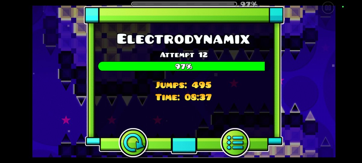 raphodono's tweet image. When you decided that you kow hate geometry dash