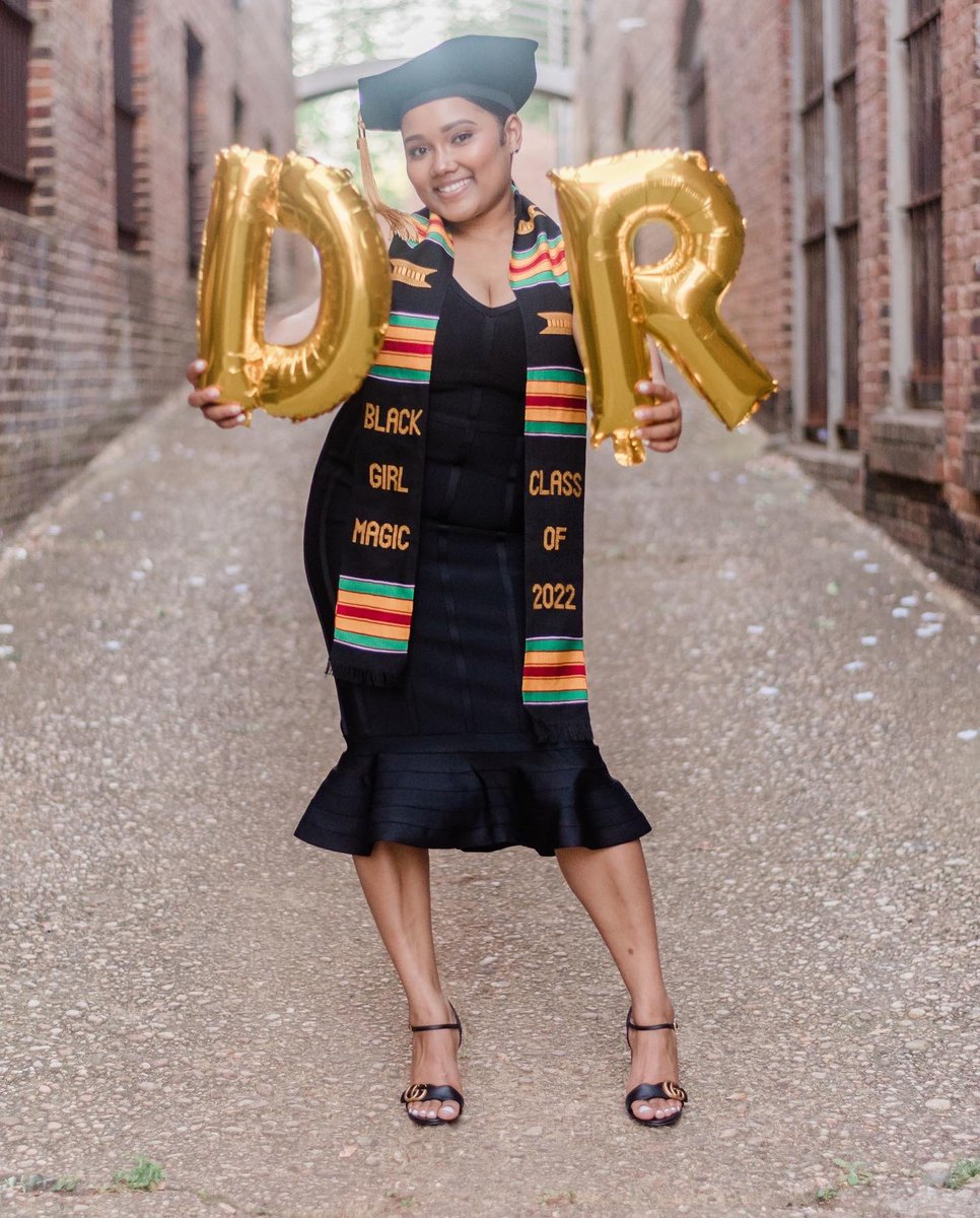 Dr_Kimski's tweet photo. ITโS GRADUATION WEEK! ๐ฅณ
This week will be full of celebrating and congratulations, so thank you all in advance.
.
.
3 days until I walk the stage ๐ฉ๐ฝโ๐
Dr. Kim, PharmD ๐๐ฉ๐ฝโโ๏ธ๐งก
#BlackGirlMagic #PharmD #Pharmacist #Blessed #LifeIsGucci https://t.co/v6o9yFhBSV