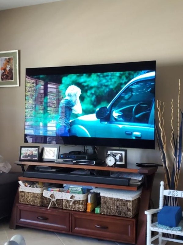 Love watching #OzarkNetflix on my new LG B2 OLED.  This show and really shines on the OLED panel.

#LGOLED #LG2022TVInsiders