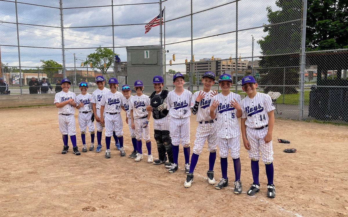 rays_travel's tweet photo. 11U Rochester Rays take home the Championship for the Rumble in Royal Oak.  This group also celebrated their 100 wins club. #100wins #raysnation #11u https://t.co/fIk2T7EVNe