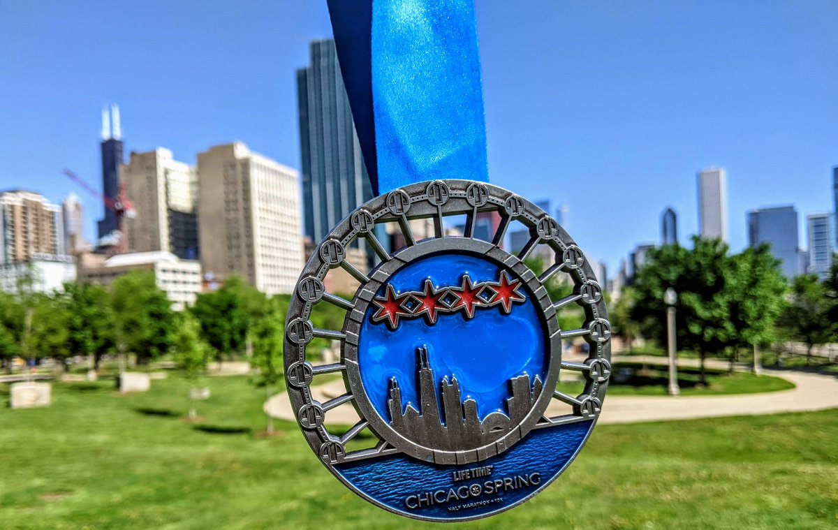 MrsWuLovesWords's tweet photo. A beautiful Sunday completing my first half marathon in Downtown Chicago &amp; Lakefront.  5 months of training; I ran all 13.1 miles--no stopping, no injuries.  Can't believe I did what I thought was once impossible. Thank you, #CHISpringHalf! https://t.co/n7aZRdHnfS