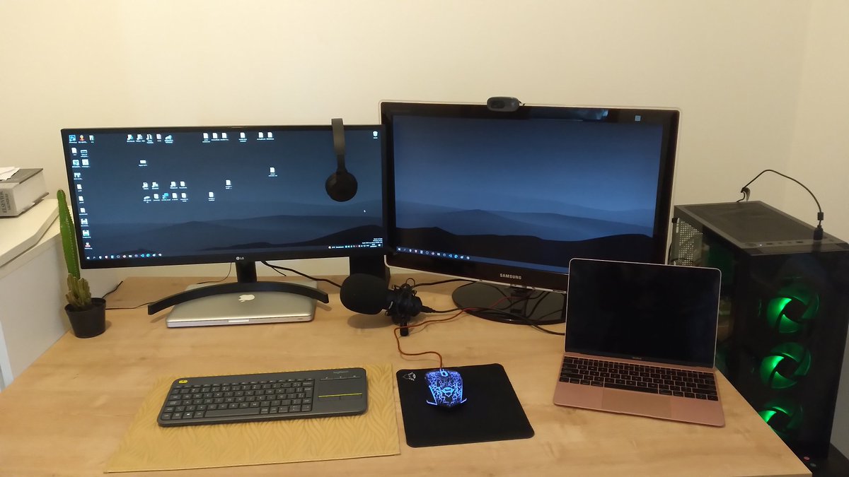 programe_visual's tweet image. rate my setup 🥨 out of 👌 #webdev #learntocode #bubble