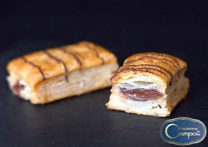 productcampos's tweet photo. Miguelitos rellenos de chocolate🤎
¡Cosa más rica!😋

#ProductosCampos #Dulces #Merienda #Arjona #Confitería #sweet #Pasteles #Miguelitos #Tradición #ConfiteríaCampos https://t.co/UdIhuFzjSD