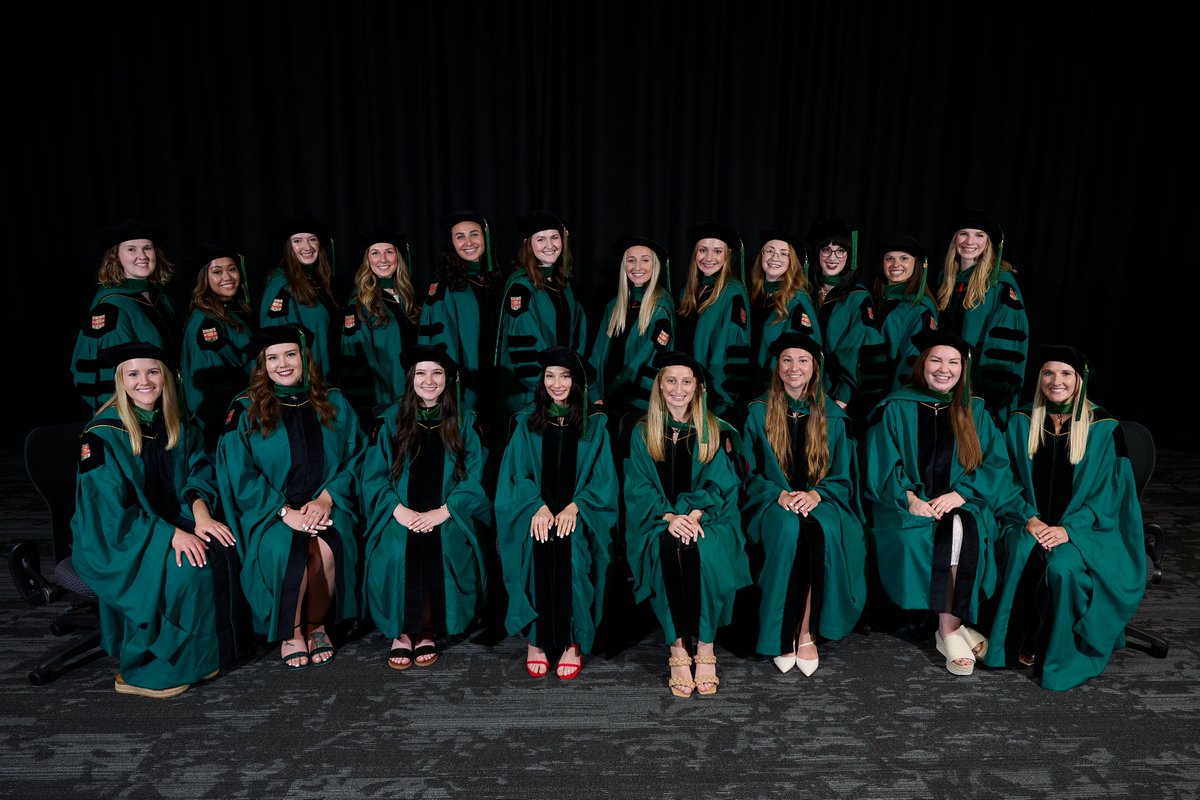 WashUPACS's tweet photo. Congratulations to the AuD and MSDE Class of 2022! We’re very proud of your accomplishments and wish you all the best in your future endeavors! #WashU22 #deafed #deafeducation #audiology #audpeeps #ENTweet #wustl #wustlpacs #wustlmed #wusm #cochlearimplant #hearingloss #hearing https://t.co/c0Qd0fMA3L
