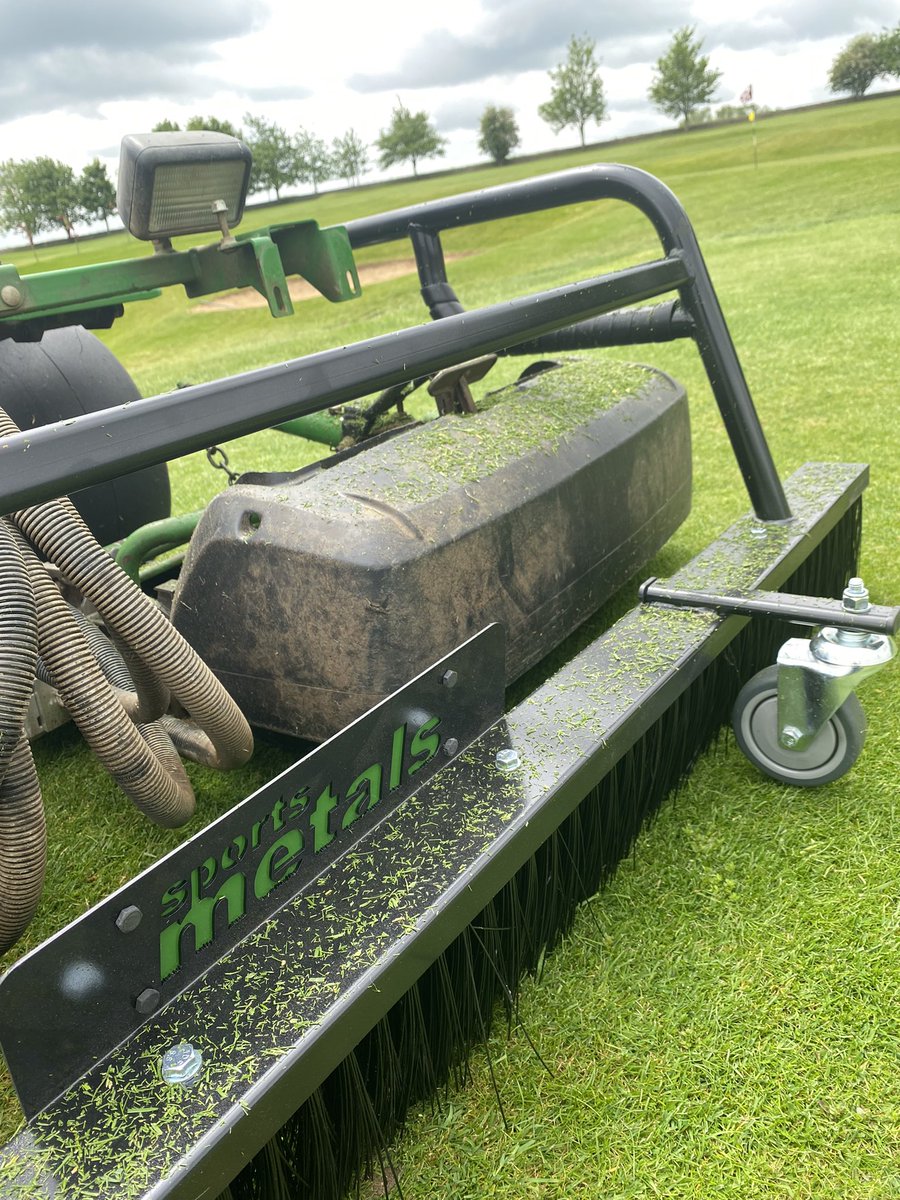 Thanks to <a href="/sportsmetals/">Sports Metals ltd - Inc</a> for fitting #extracut brushes on the collars and tees mowers here <a href="/CirencesterGolf/">Cirencester Golf Club</a> helping to take the presentation of these areas to the next level. These brushes compliment the one used on approaches last season with great results <a href="/cirengolfgreen/">Green Keepers</a>