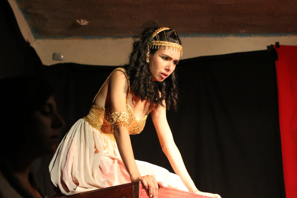 iceddgo's tweet photo. 19 y 20 Mayo 2022 - "SALOMÉ" de Óscar Wilde, Adaptación: Dulce Chávez, Dirección: Andrey Galván, en la Mitotl Elotería Cultural.

Fotografías: Centro Cultural Multimedia.

#Durango #Cultura #Teatro 🎭🎬 https://t.co/6SCb4BUTgK