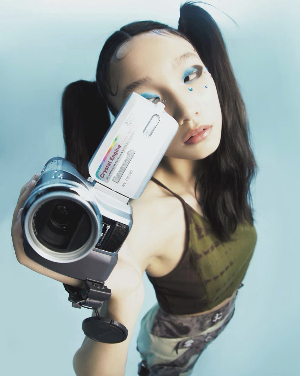 vltngirl tweet picture
