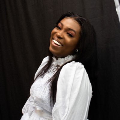 bernicepanford's tweet photo. #NewProfilePic https://t.co/8bCAZQ4evE