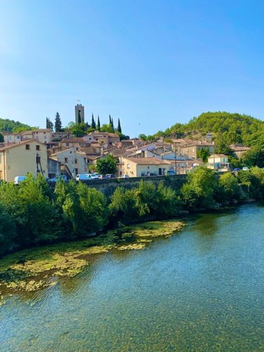 Dominiquepucini's tweet photo. « Chaque jour, vous jouez avec la lumière de l’univers. ». 
Pablo #Neruda 
#Herault #Cessenon sur Orb #Languedoc https://t.co/JMslLUJyFz