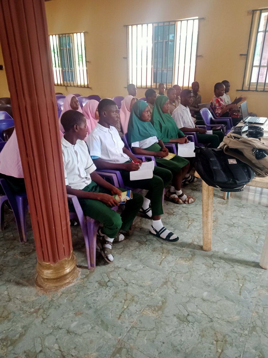 theaf_org's tweet photo. We have started our classes on Python, Artificial Intelligence and Machine Learning at The Akinfalabs Foundation, Orile Owu, in Osun state.
The idea is to introduce coding to them at a very young age, especially those at the rural areas. https://t.co/hBZexgJzF6
