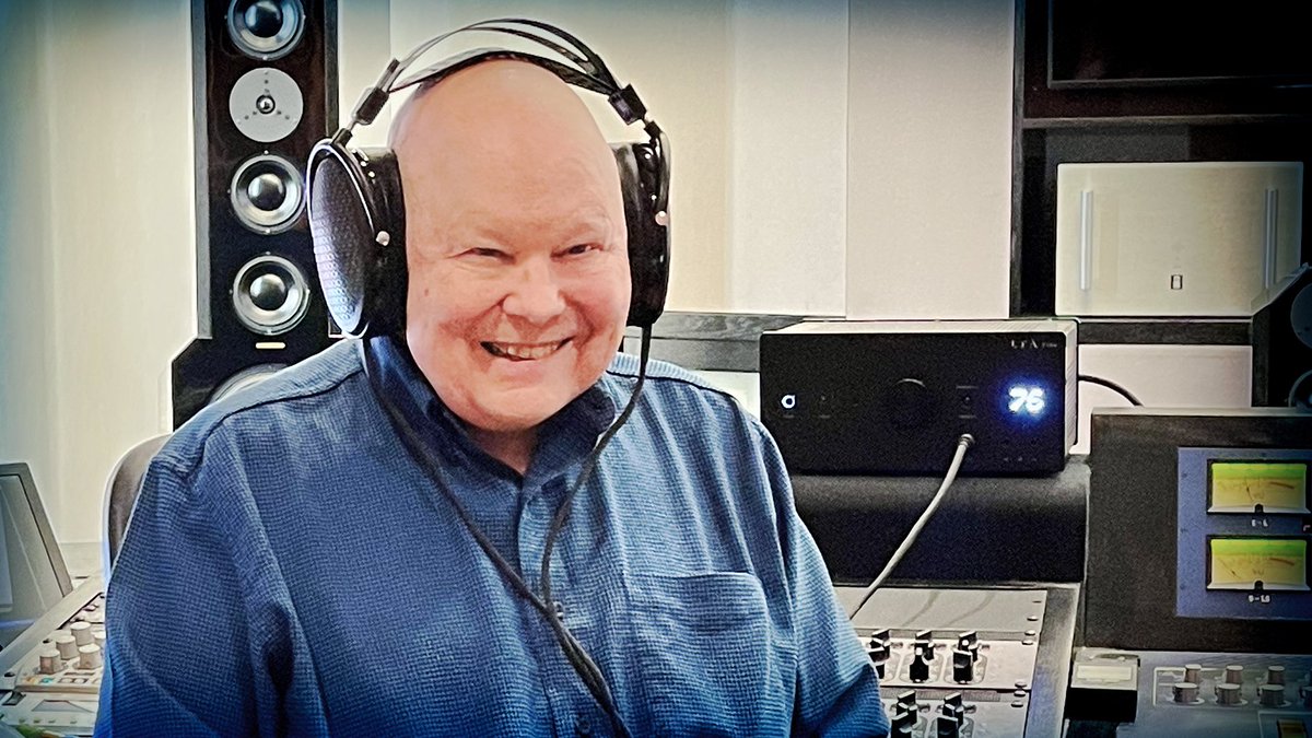 Audeze's tweet photo. When Bob Ludwig talks, we listen: "I haven’t heard a single bar of music, of any genre, that didn’t sound its best on the LTA Z10e amp with the CRBN headphones."
#AudezeArtists #gatewaymastering @LinearTubeAudio https://t.co/1i5HwPBRPl
