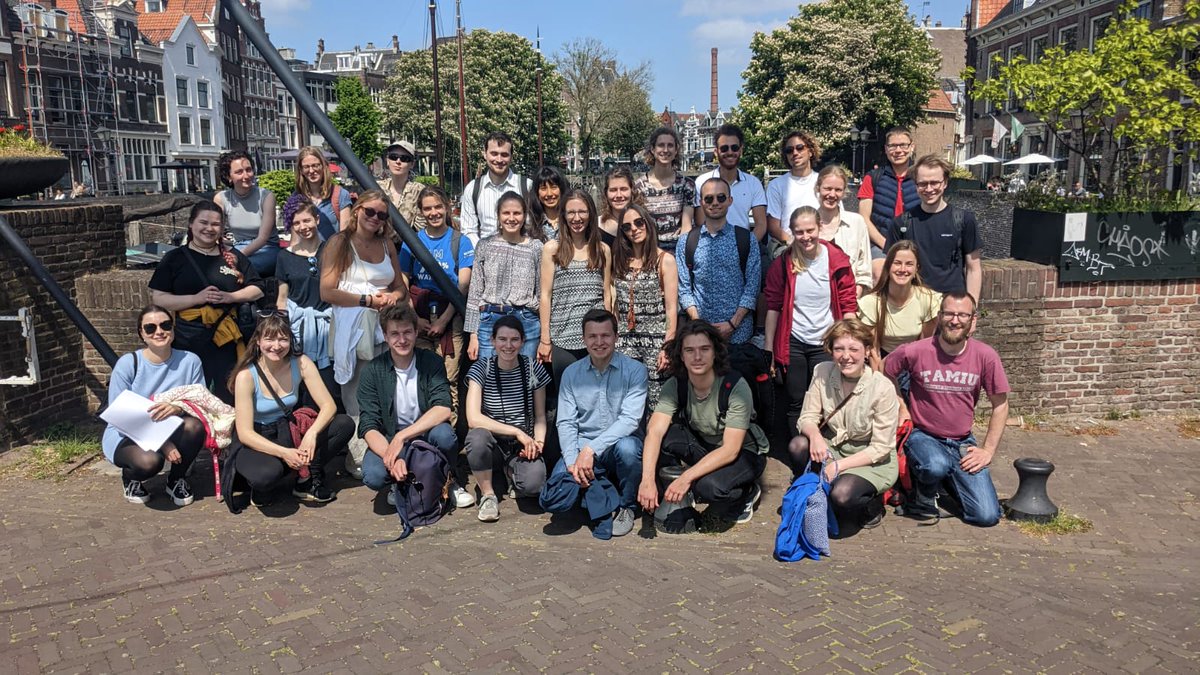 Anfang Mai hat die Regionalgruppe Niederlande des Alumnivereins eine Stadtwanderung durch das Rotterdammer Hafengebiet organisiert, zu der auch Stipendiat:innen herzlich willkommen waren.  Ein voller Erfolg und hoffentlich der Auftakt zu weiteren Treffen in den Niederlanden.