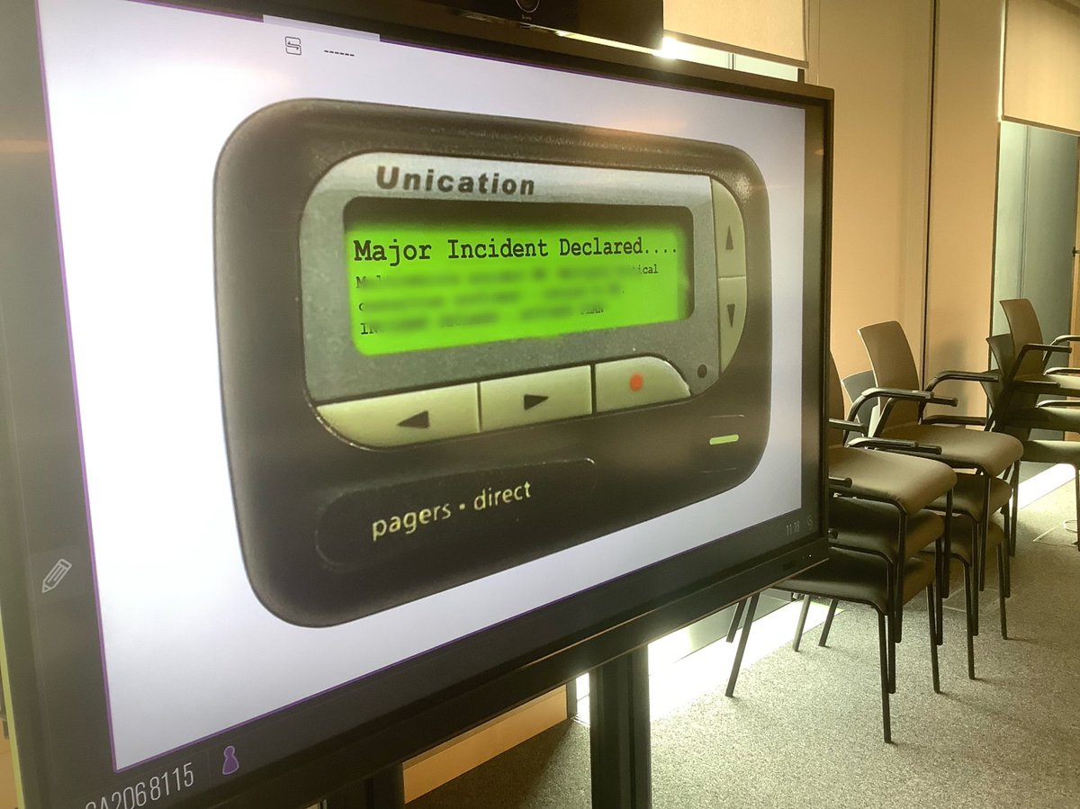 Our #HealthcareScience #BiomedicalScience simulation has just taken a turn… major incident now, so questions about prioritising workload, clinical decision making and how to maintain focus…