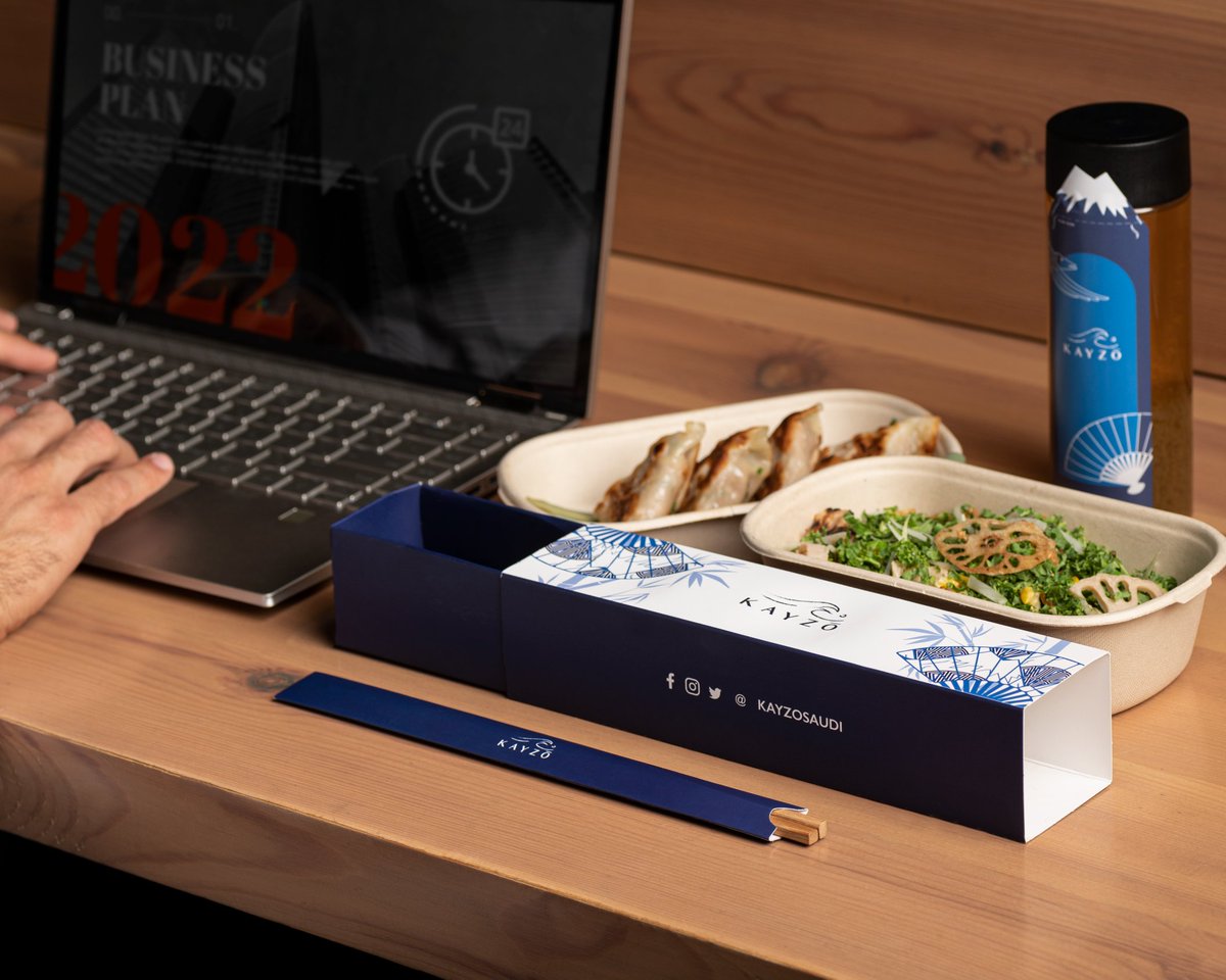 kayzosaudi's tweet photo. محتار ايش تتغدى في الدوام؟ 
اطلب كايزو عن طريق
Order Kayzo through
@lugmety
@toyouksa
@jahezapp
@thechefz_
@careemksa https://t.co/hkIwoZJt26