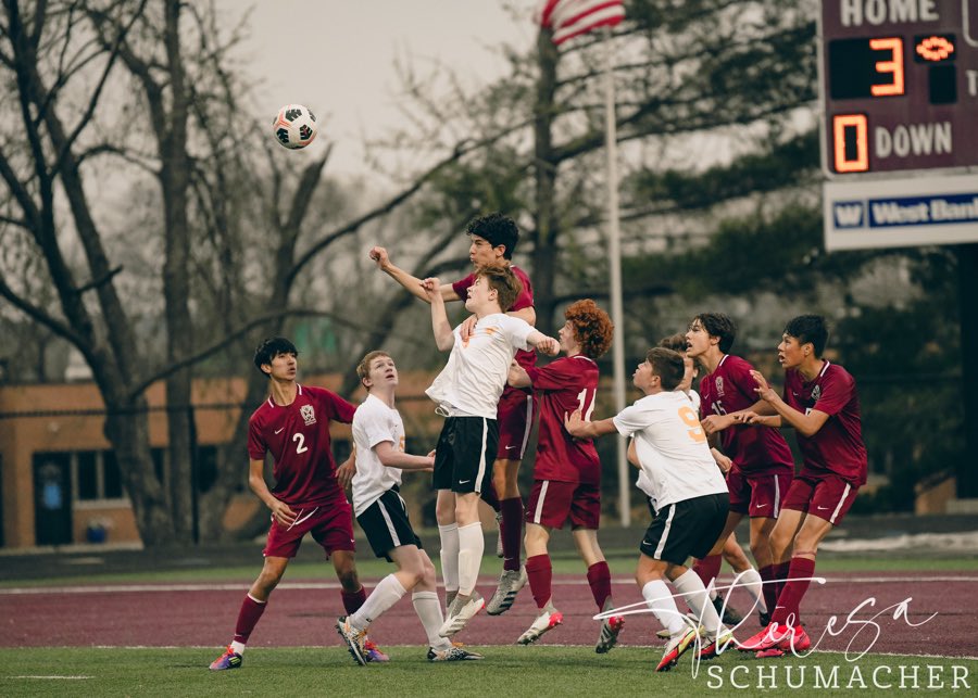 DCHSBoysSoccer's tweet photo. SUBSTATE SEMIFINAL tonite! 
DCHS v. DM Roosevelt @TRHS_Soccer 

⏰: 6:30 PM
📍: Dowling Stadium
🌡: 63°☁️
🌅: 8:35 PM
🎟: ONLY https://t.co/8prkGjne56
🎙Live Cast: w/DCHS alums @BenTeeling &amp; @TannerKrause:
1150 AM
88.5 FM
94.5 FM
https://t.co/LRarRC2jar

Let’s Go Big D‼️⚽️👏🏽👏🏽👏🏽 https://t.co/wnggK2TYsn