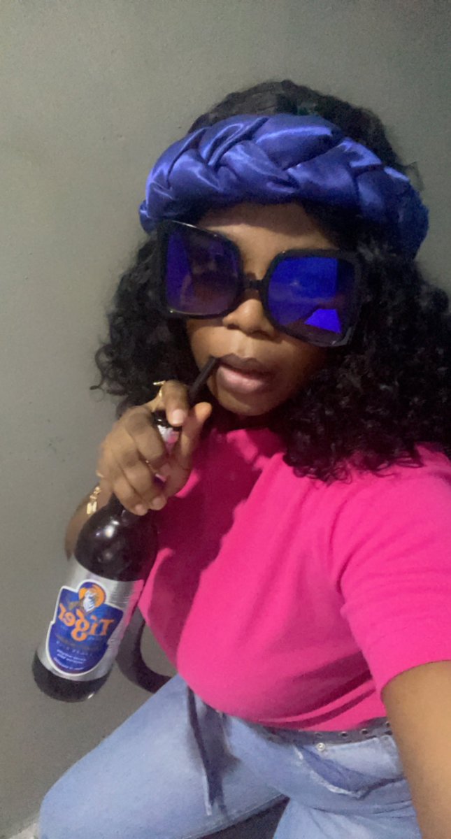 My entry for the challenge!!! @tigerbeer_ng @LiquoroseAfije_ Lions, please engage o, let me also have a chance to meet Liquorose🙏 #BoogiewithLiquotiger #tigerbeer #Liquolions