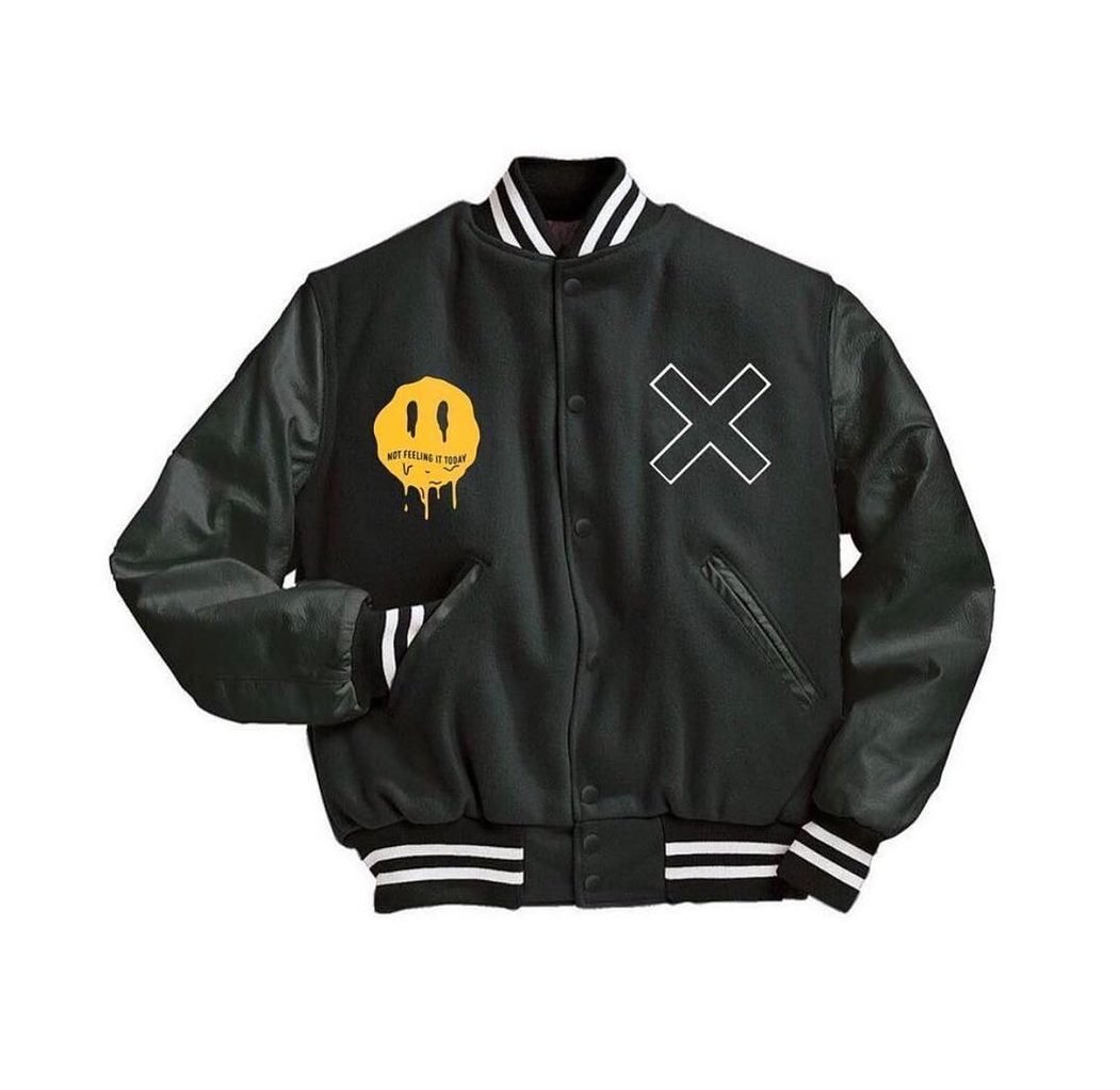 WantedStitch's tweet photo. Leather Jacket on sale
~~~~~~~~~~~~~~~~~~~~
N15,000
All sizes available 
~~~~~~~~~~~~~~~~~~~~~
Dm or WhatsApp: 08039195787
~~~~~~~~~~~~~~~~~~~~~
Nationwide delivery 🚚 
#fashion #explore #leather #wanted #jacket #winteroutfit #styleoftheday https://t.co/LbJfUgdQyj