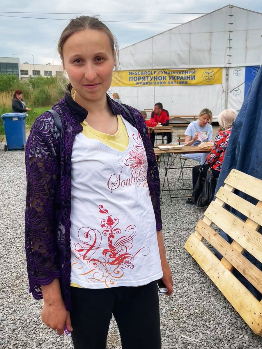 daphnetoli's tweet photo. Tatyana fled Cherkasy in #Ukraine with her 4-year old son in April. Now, 8-months pregnant, she crosses the border everyday to access healthcare services in Medyka. Her husband is fighting in Ukraine but she hasn’t heard from him since April.
#FacesOfMigration #DEARprogramme https://t.co/dSy6BQRAdf