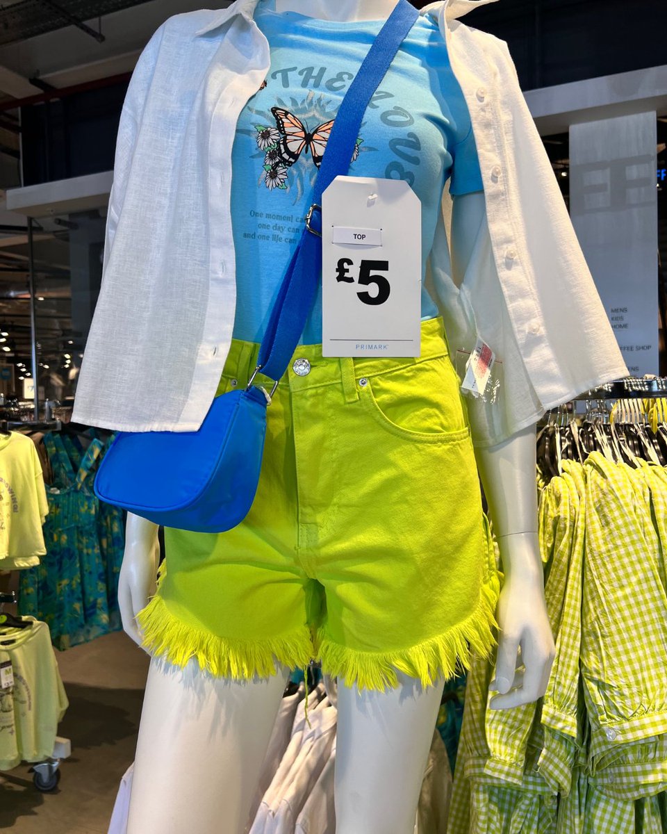 Shopingdistrict's tweet photo. Who is feeling bold and confident to wear these shorts? Let me know in the comments below how you would still them. https://t.co/gzzizrgCPz...   #primark ​#primarkfashion #primarkwomensfashion ​#fashionistas​ ​#fashionlovers​ ​#fashionbloggers https://t.co/SqBZVy9sTo