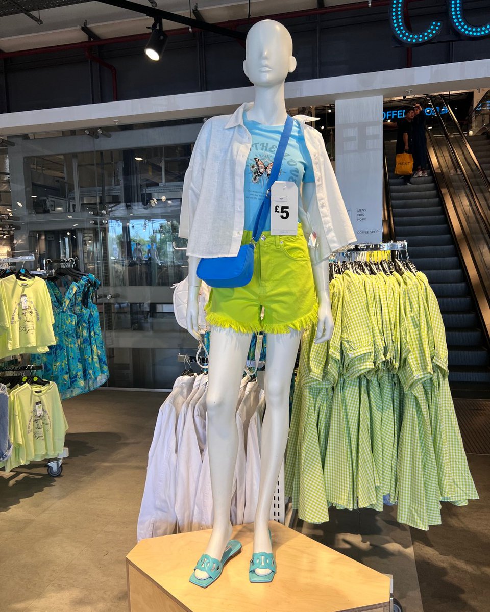 Shopingdistrict's tweet photo. Who is feeling bold and confident to wear these shorts? Let me know in the comments below how you would still them. https://t.co/gzzizrgCPz...   #primark ​#primarkfashion #primarkwomensfashion ​#fashionistas​ ​#fashionlovers​ ​#fashionbloggers https://t.co/SqBZVy9sTo