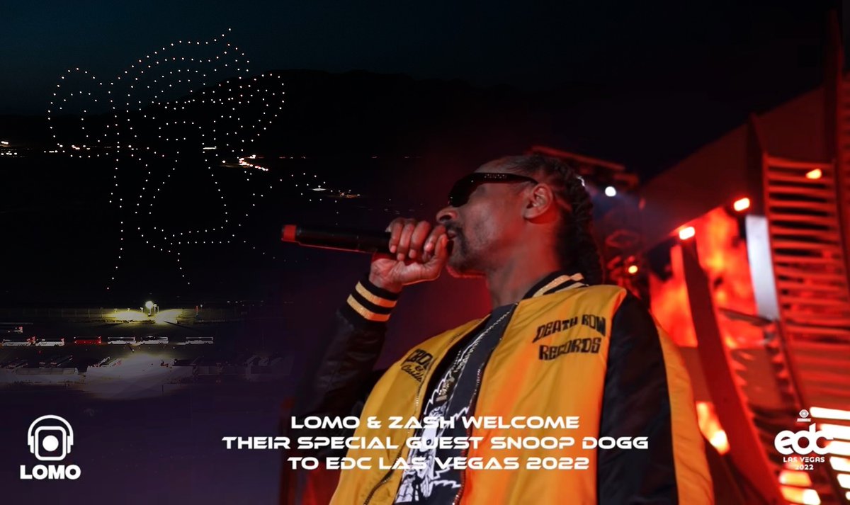 ZashGlobal's tweet photo. For the first time in history, ZASH and @SnoopDogg launch the first drone show at EDC of a @BoredApeYC NFT #2102, created and owned by ZASH. Now's your chance to enter the Bored Ape giveaway and own the world's first space ape. Enter here! https://t.co/9ObpLQ1b11 #zashspacedrop https://t.co/OfpysHi49Y