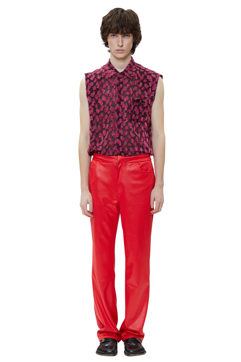 BambamClothes's tweet photo. #BAMBAM ￼ #LABELESS
Pink Hanger Chief Sleeveless Shirt ₩233,000

#GOT7_HomecomingDay1 
#BAMBAMCLOTHES https://t.co/c5T86tEZAh