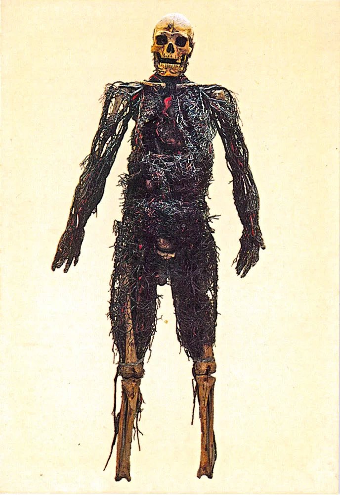 critographer's tweet photo. Using forbidden alchemy, Raimondo di Sangro, prince of Sansevero, injected living servants with arcane ichors, turning their blood to metal and preserving the bodies as “anatomical machines”. Or so the legend goes… 🧵 1/10
#inspiration #writing #History #ttrpg #RPG #DnD #dnd5e https://t.co/fxxfXjvNx1